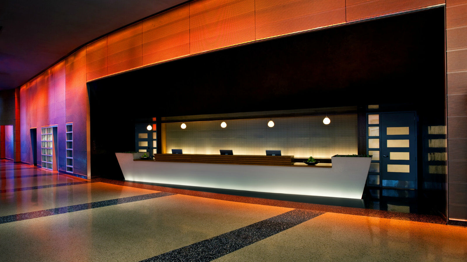 Hotel W